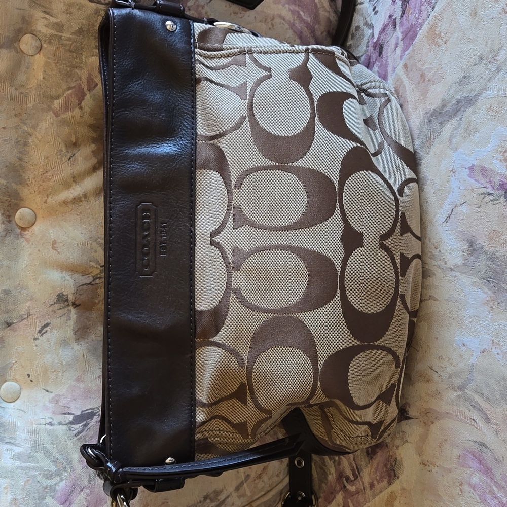 Coach Zoe Bag - Picture 2 of 14